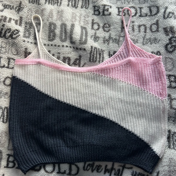 Women crop top size (M) - Picture 2 of 3